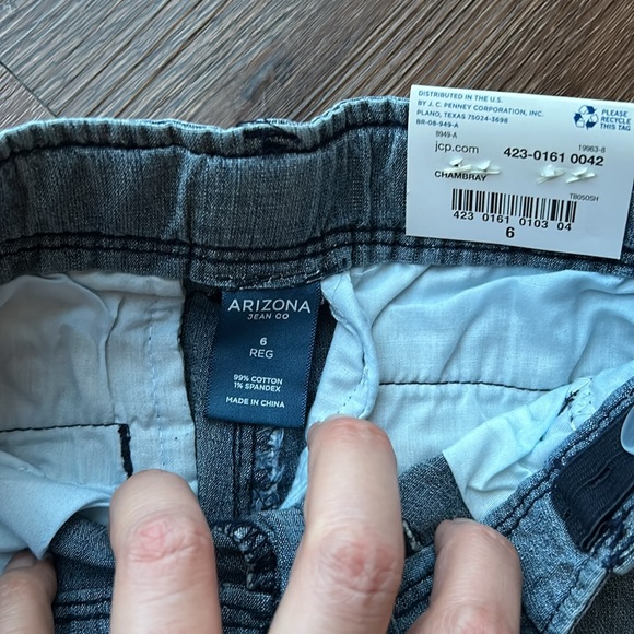 Boys jeans short age 6 brand new with taq - Picture 2 of 4